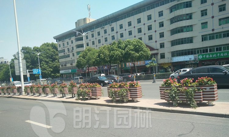 5+4藝術(shù)花箱