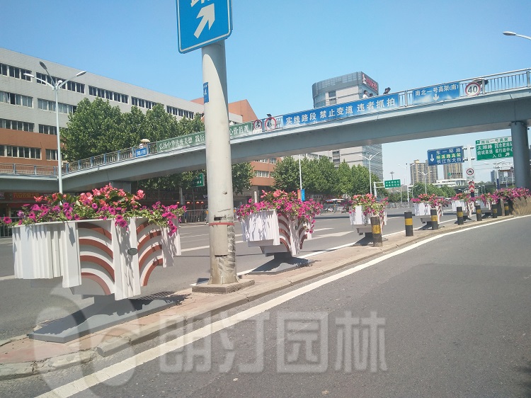 臉譜藝術(shù)花箱