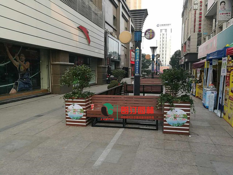朗汀園林道路景觀花箱打造巢湖生態(tài)家園建設