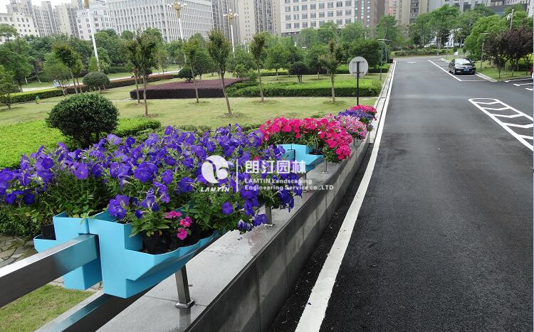 護欄綠化鞍馬花盆