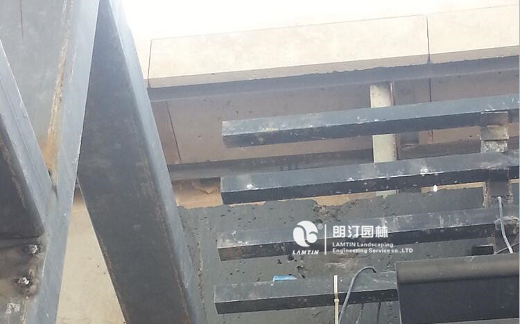 現(xiàn)場鋼結(jié)構(gòu)安裝圖