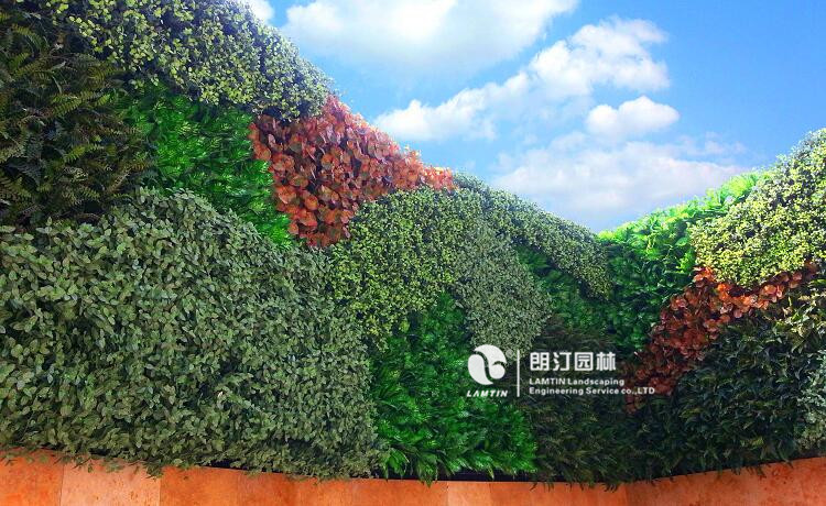 地下車庫入口墻體綠化工程案例