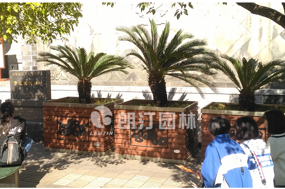 景區(qū)綠化PVC花箱