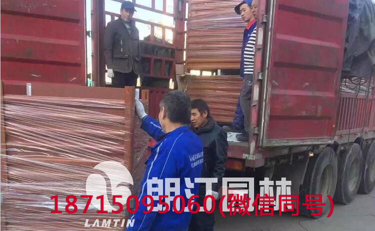 紅木紋鋁合金花箱進行生態(tài)裝飾