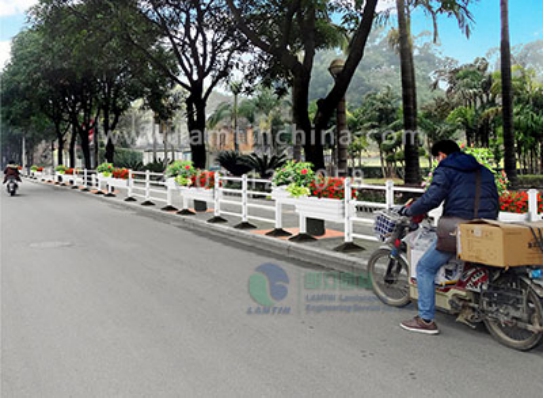 護(hù)欄綠化花箱