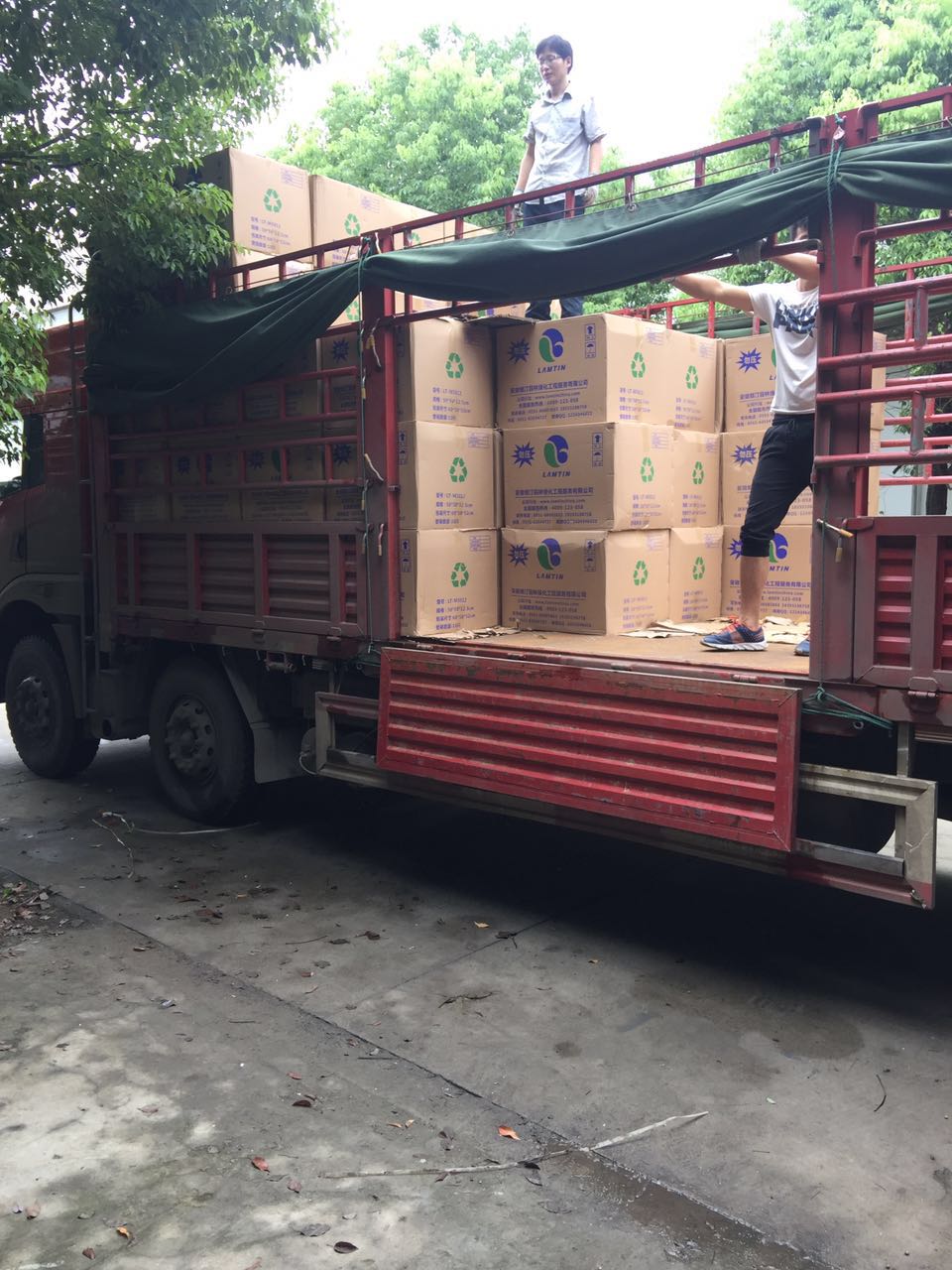 護(hù)欄綠化花盆